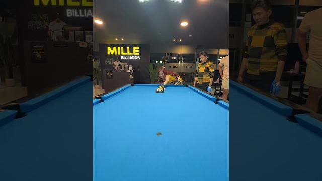 Dua bola masuk barengan Dua bola masuk barengan