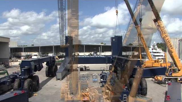 Derecktor mobile boat lift cimolai Derecktor mobile boat lift cimolai