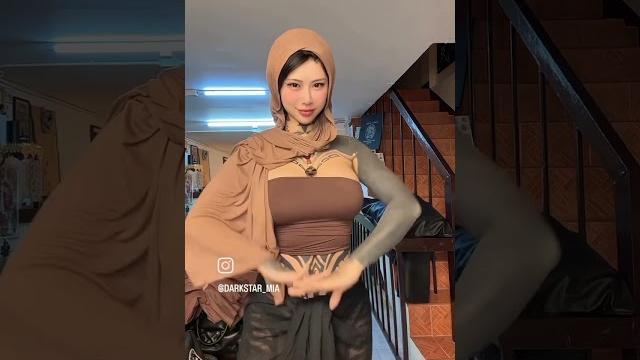 Lesbi̇an ki̇ss türk türbanli sexy twerk dans azgin sexy gi̇rl öpüşme sevi̇şme üvey anne lez kardeş abla Lesbi̇an ki̇ss türk türbanli sexy twerk dans azgin sexy gi̇rl öpüşme sevi̇şme üvey anne lez kardeş abla