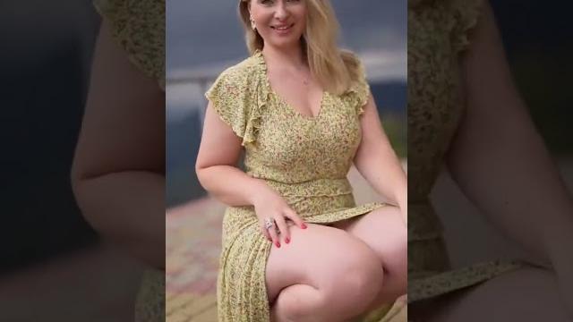 Blonde mom free dress facesitting Blonde mom free dress facesitting