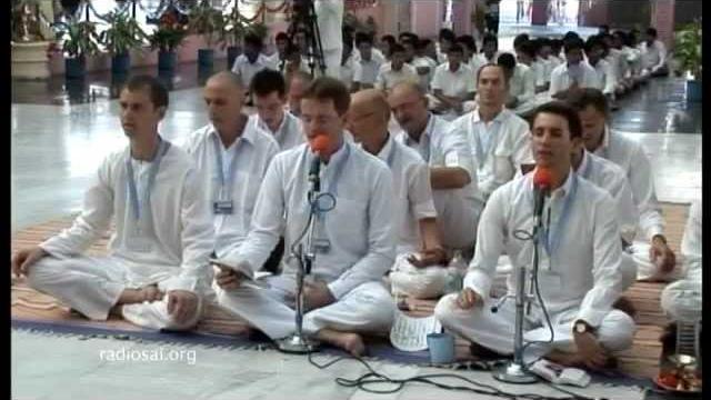 Vedam chanting by the european veda union group Vedam chanting by the european veda union group