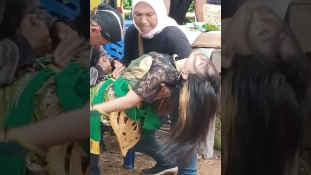 Merinding melihatnya Merinding melihatnya