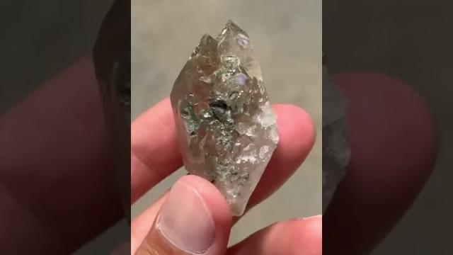Golden rutile quartz can ground spiritual energy into physical reality#himalayanquartz #crystals Golden rutile quartz can ground spiritual energy into physical reality#himalayanquartz #crystals