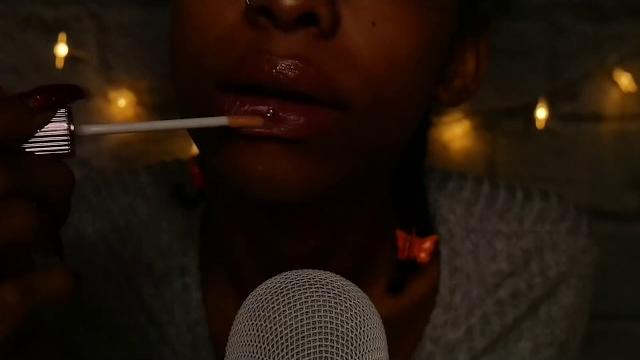 Asmr | hand movements | mouth sounds + lotion sounds Asmr | hand movements | mouth sounds + lotion sounds