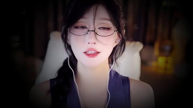 Asmr【张爱玲aily】小剧场流水洗头 按摩小耳朵 Asmr【张爱玲aily】小剧场流水洗头 按摩小耳朵
