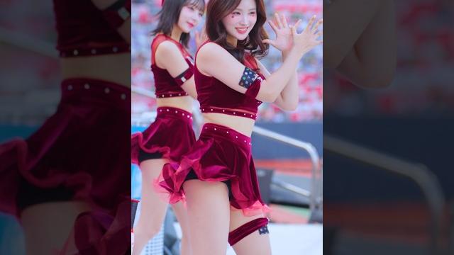 골반이 바쁜 피리춤 아웃송 김정원 치어리더 kim jeong-won cheerleader ktwiz 골반이 바쁜 피리춤 아웃송 김정원 치어리더 kim jeong-won cheerleader ktwiz