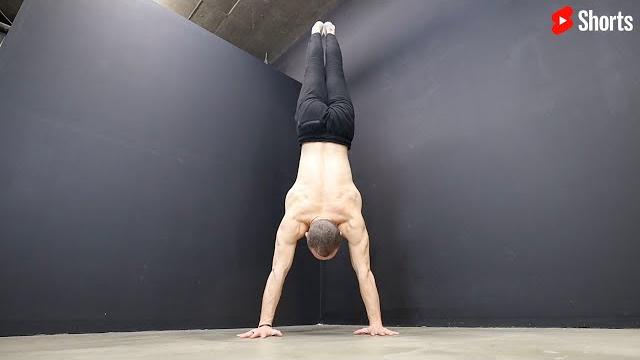 Learn how to handstand in only 30 seconds Learn how to handstand in only 30 seconds