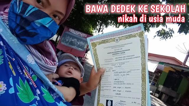 Ngambil ijazah sma ke sekolah bawa dedek apri Ngambil ijazah sma ke sekolah bawa dedek apri