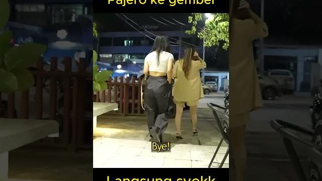Cewe nya pamer pajero ke gembel, langsung syokk liat mobil bmw Cewe nya pamer pajero ke gembel, langsung syokk liat mobil bmw