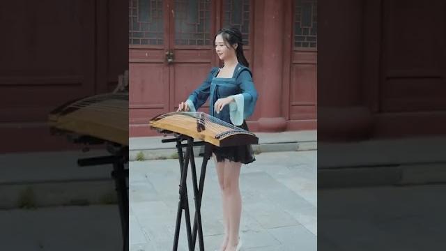 項羽烏江自刎,虞姬飲劍楚帳。為何霸王別姬被稱為千古絕唱嗎?#古箏 #霸王別姬 #音樂 項羽烏江自刎,虞姬飲劍楚帳。為何霸王別姬被稱為千古絕唱嗎?#古箏 #霸王別姬 #音樂