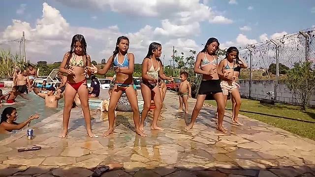 Dançando Dançando