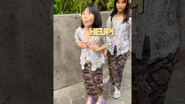 How it feels to wear balinese kebaya for the first time . How it feels to wear balinese kebaya for the first time .