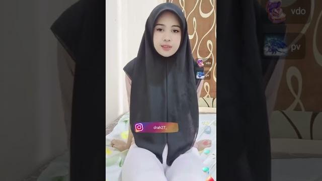 Hot live hijab sange bar bar Hot live hijab sange bar bar