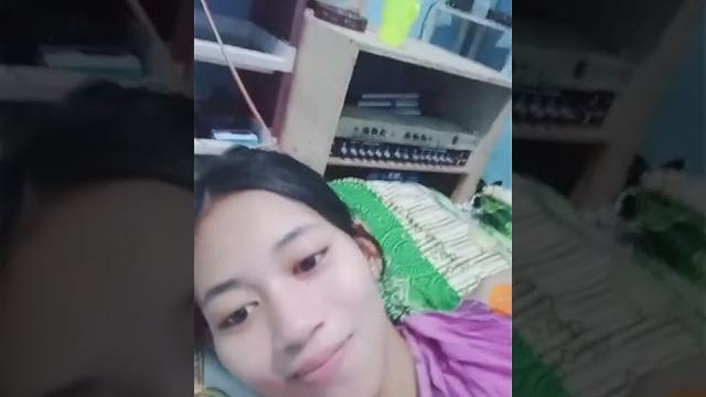 Bigo hot || tante tiduran pamer belahan atas bawah!!! Bigo hot || tante tiduran pamer belahan atas bawah!!!