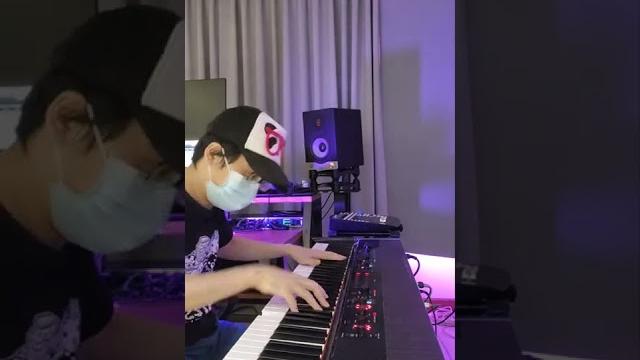 你們晚安前,我來一曲很久沒演奏的曲子,大家聽聽看 你們晚安前,我來一曲很久沒演奏的曲子,大家聽聽看