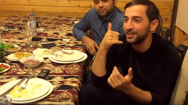 Meydani yaman korladilar / reshad, aydin, perviz, vuqar, mehman / stolustu deyishme meyxana 2015 Meydani yaman korladilar / reshad, aydin, perviz, vuqar, mehman / stolustu deyishme meyxana 2015