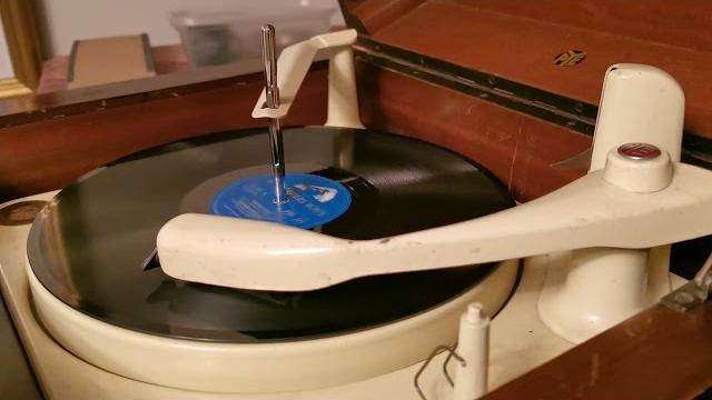 You need feet ~ bernard bresslaw ~ 1958 hmv 78rpm ~ 1954 pye black box bsr ua6 monarch ~ edwin carp You need feet ~ bernard bresslaw ~ 1958 hmv 78rpm ~ 1954 pye black box bsr ua6 monarch ~ edwin carp