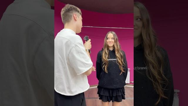 Где настоящая квинкасмотри до конца и узнаешь,нашли или нет#роблокс #игры #смешное #квинка Где настоящая квинкасмотри до конца и узнаешь,нашли или нет#роблокс #игры #смешное #квинка
