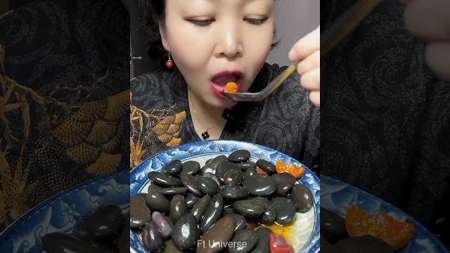 #shorts what is the chinese lady eating? #shortvideo #chinesefood #foot #chinesevideo #chinesefoods #shorts what is the chinese lady eating? #shortvideo #chinesefood #foot #chinesevideo #chinesefoods