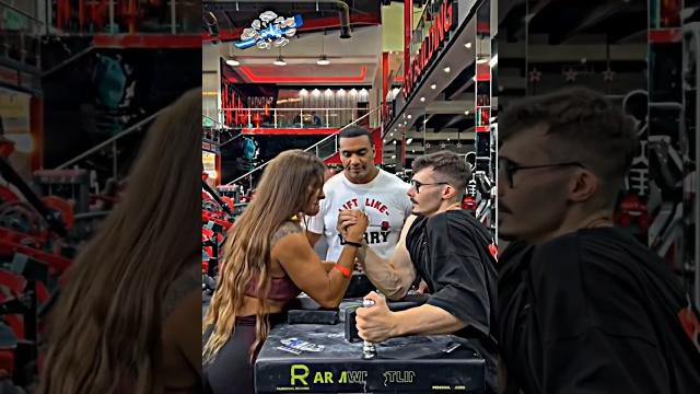 #armwrestling ft. @akimbo69 , @larrywheels #shorts #funny #strongwoman #armwrestling ft. @akimbo69 , @larrywheels #shorts #funny #strongwoman