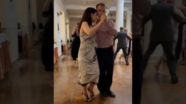 Sparks of elegance | leandro & evgenia captivate all #tango #waltzfusion #dancemasters #trendingreel Sparks of elegance | leandro & evgenia captivate all #tango #waltzfusion #dancemasters #trendingreel