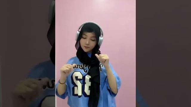 Awek tiktok Awek tiktok