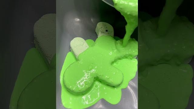 Gym chalk.asmr #asmr #satisfying #pastedgymchalk Gym chalk.asmr #asmr #satisfying #pastedgymchalk