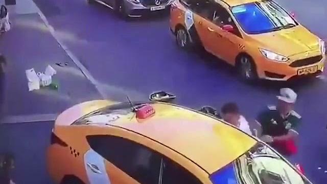 Москвада кыргыз таксист Москвада кыргыз таксист