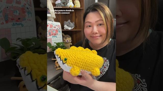 Crocheting a banana gator #crochet #banana Crocheting a banana gator #crochet #banana
