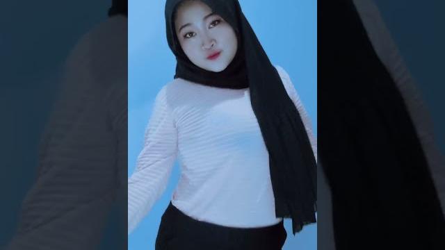 Tik tok hijab goyang mantap Tik tok hijab goyang mantap