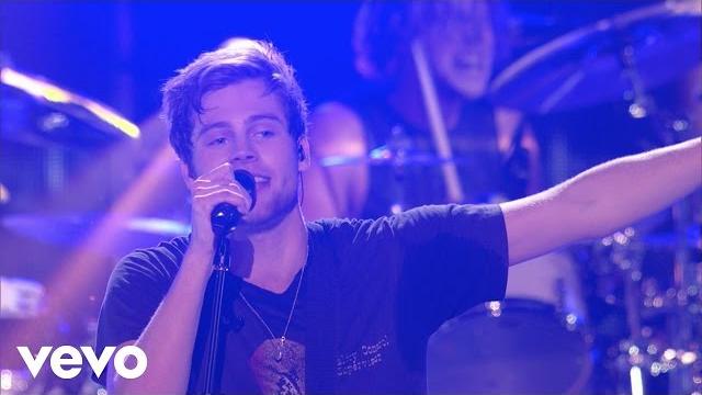 5 seconds of summer - she's kinda hot (vevo certified live) 5 seconds of summer - she's kinda hot (vevo certified live)