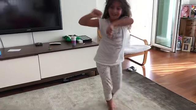Jimlastikci kız Jimlastikci kız