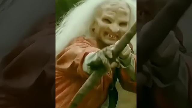 Джиперс криперс vs трехпалый. драка кто кого Джиперс криперс vs трехпалый. драка кто кого