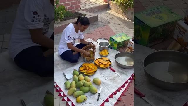 20th century style mango juice- yummy aamras 20th century style mango juice- yummy aamras