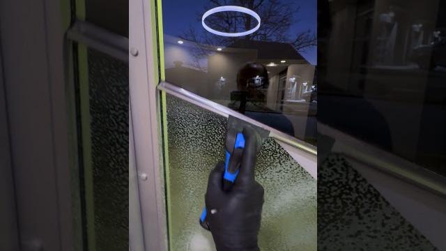 12 seconds of satisfaction, window cleaning 12 seconds of satisfaction, window cleaning