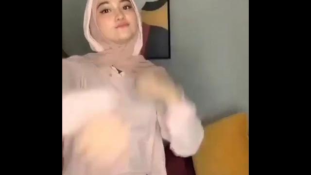 Goyang hijab tiktok #2 Goyang hijab tiktok #2