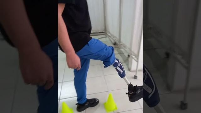 Transfemoral #amputee rehab #legprosthesis #prosthesis #shots #amputeelife #amputeelifestyle Transfemoral #amputee rehab #legprosthesis #prosthesis #shots #amputeelife #amputeelifestyle