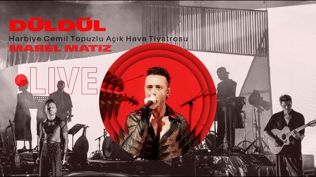 Mabel matiz - düldül feat. melike şahin (harbiye açıkhava live 2023) Mabel matiz - düldül feat. melike şahin (harbiye açıkhava live 2023)