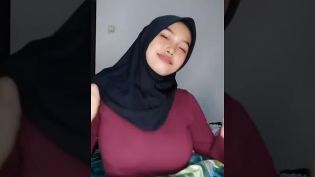 Ella rochmi thalia hijab tutorial goyang Ella rochmi thalia hijab tutorial goyang