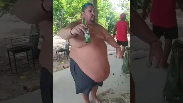 Fat man belly dance #shorts #viral Fat man belly dance #shorts #viral