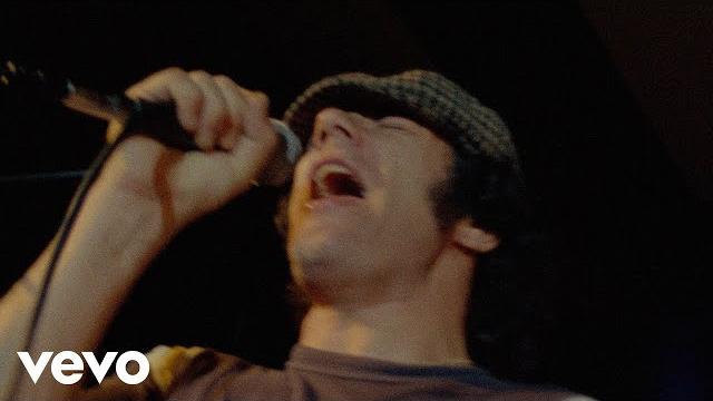 Ac/dc - hells bells (official 4k video) Ac/dc - hells bells (official 4k video)