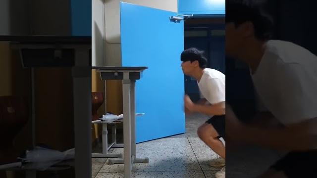 하반신 마비 사고영상 (혐주의) 하반신 마비 사고영상 (혐주의)
