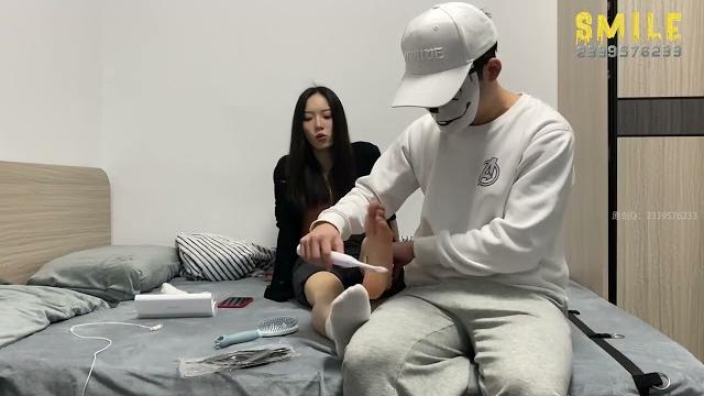 Smile琳琳多人500系列挠脚心视频 asian girl linlin's tickle video Smile琳琳多人500系列挠脚心视频 asian girl linlin's tickle video