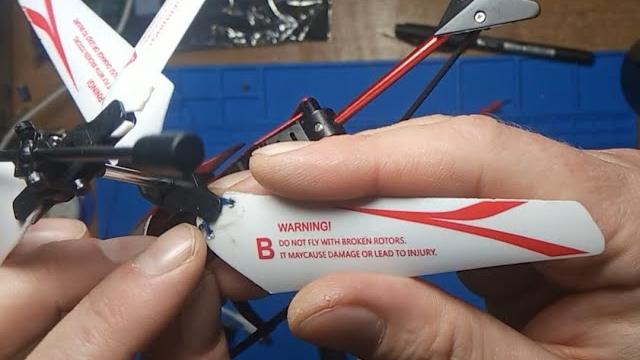 Ремонт лопасти радиоуправляемого вертолета Ремонт лопасти радиоуправляемого вертолета
