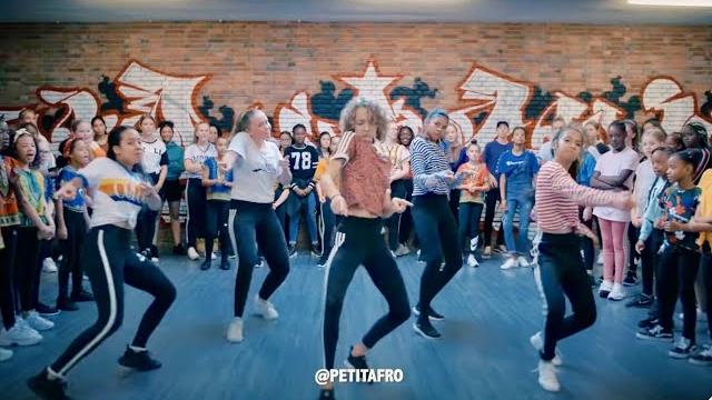 Petit afro presents - afro dance workshop part 3 || choreo by petit afro || video by eljakim Petit afro presents - afro dance workshop part 3 || choreo by petit afro || video by eljakim