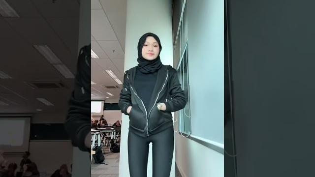 Awek seluar ketat mantap Awek seluar ketat mantap