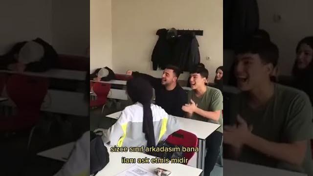 Sınıfta ilanı aşk |short trend videolar #shorts Sınıfta ilanı aşk |short trend videolar #shorts