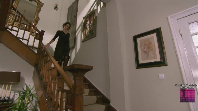 Beren saat and hazal kaya tights Beren saat and hazal kaya tights