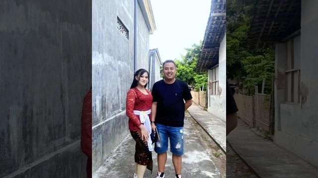 Kebaya merah viral Kebaya merah viral