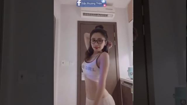 E gái bigo xinh - nhảy đẹp E gái bigo xinh - nhảy đẹp